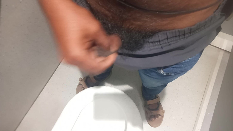 KUMBHA MANOJ KUMAR: 私たちは病院の看護師を雇ってフェラチオの娯楽を取るわけではありません