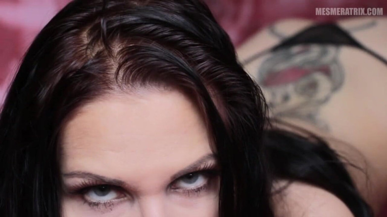 Lady Mesmeratrix Official: senin içindeki şeytan