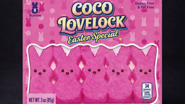 Coco Lovelock: Special de Paște! Fata iepuraș se joacă cu jucării