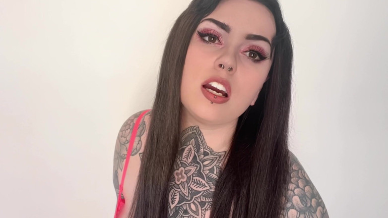 Miss Valentina: Virtual Wedgie