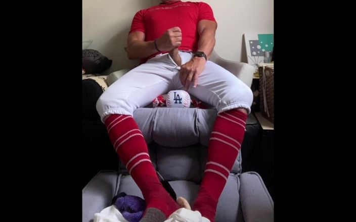 JockDad87: Il giocatore di baseball jockdad87 spara un carico in attrezzatura...
