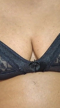 Stunning Asian MILF Who Can Fuck Me