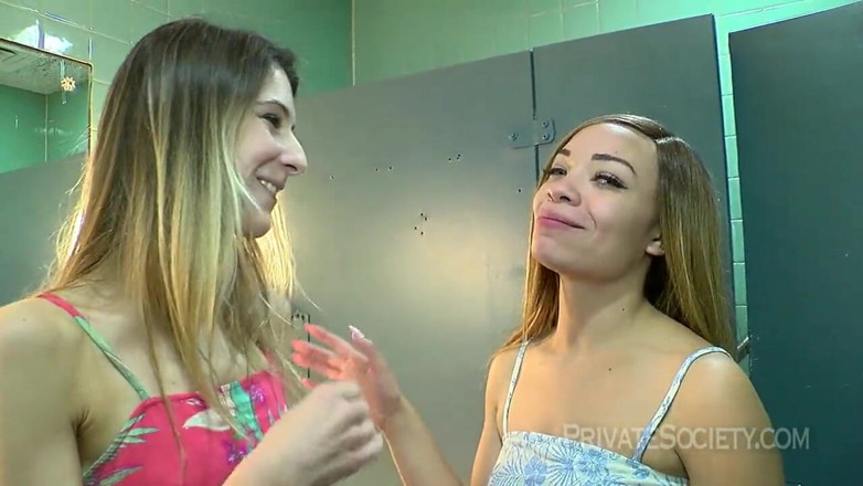 Private Society: Divoká swingers párty