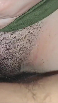 내 의붓여동생의 털이 많은 음부