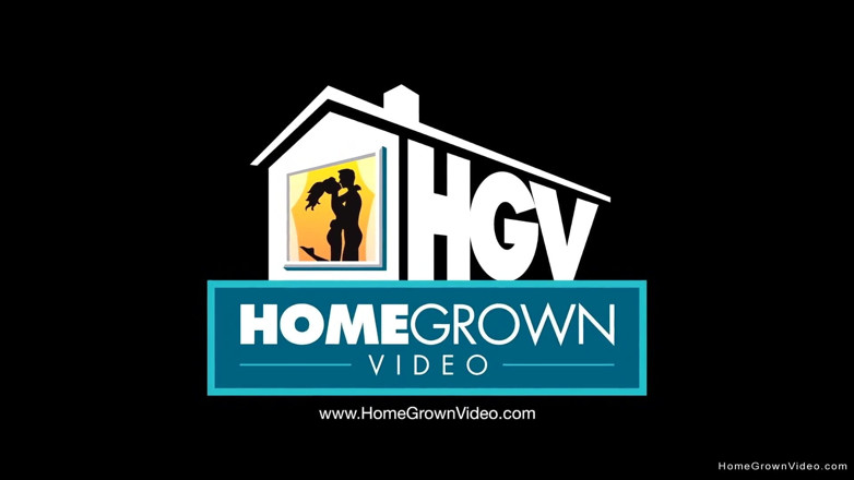 Homegrown Interracial: Cute blonde college girl Vanessa loves BBC
