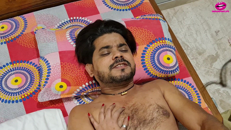 Indianpinklips: ホットなバービーのセックス・イン・ルーム