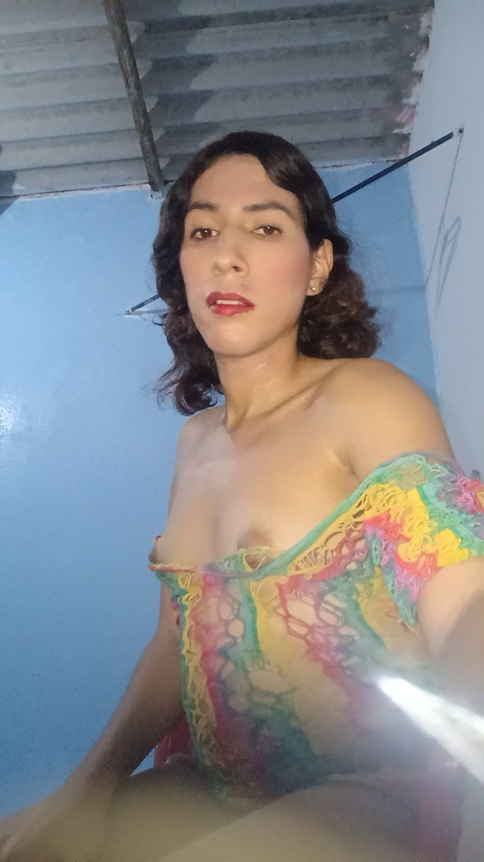 Femboy from Colombia: Zamierzam malować ten pokój