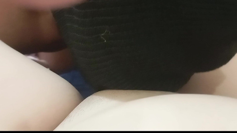 Angelina Pop: Jemná masáž jazykem na kundičce krásné dívky, která chce stříkat