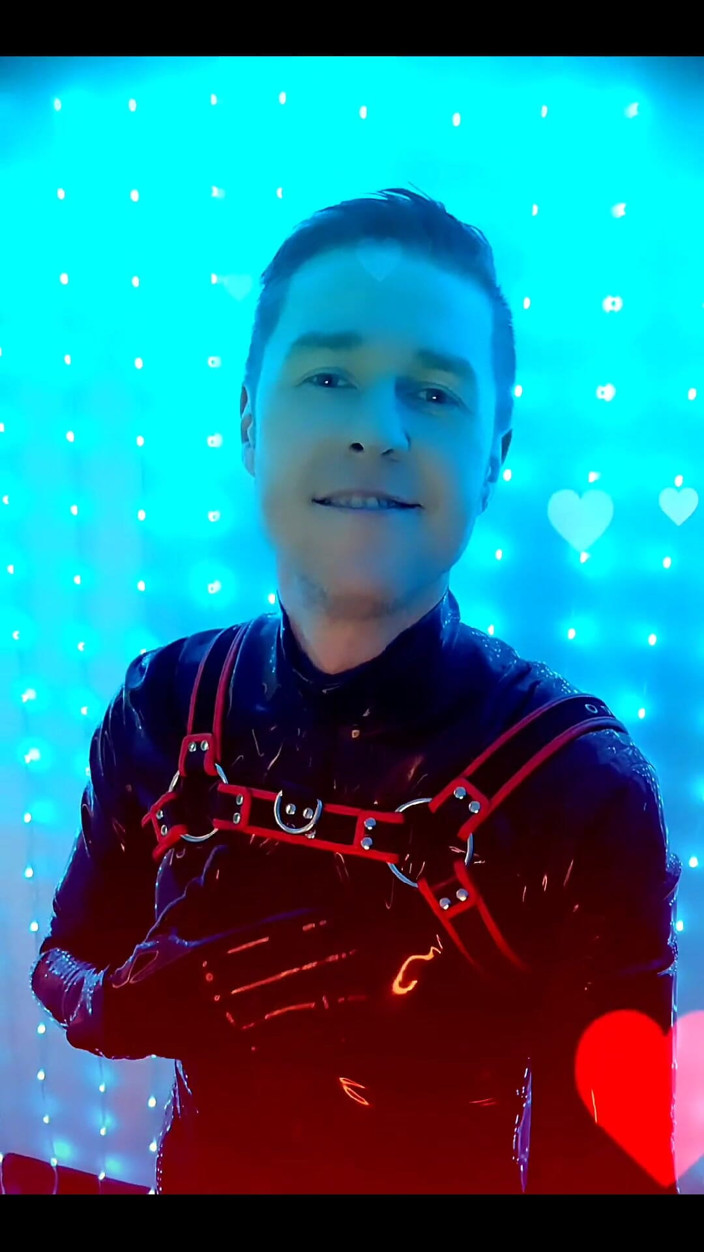 Roman Heart: Відео для мого нового reellatexrubberblackstyle