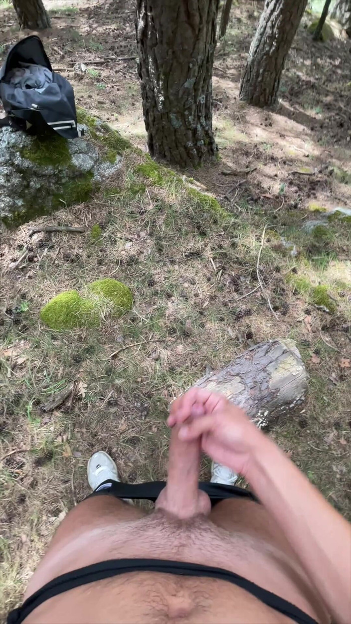 Harry_Jen: Harry_jen | Gay al aire libre masturbándose y corriéndose