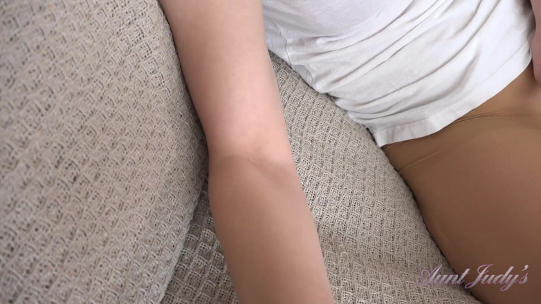 Aunt Judy's: Tantejudys - Kijken Naar Je Hete MILF Stiefmoeder Prinses Anna Die...