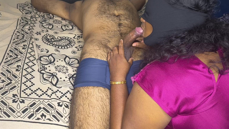 sweetymallu: Malayalee House Wife Enjoying with Her Driver