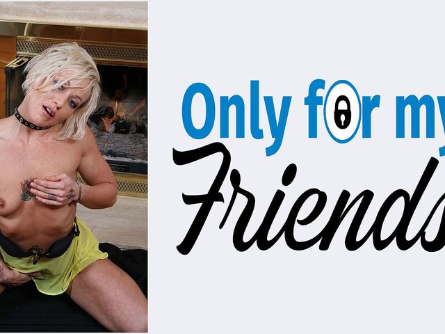 My Girlfriend a Slut with Sexy Tattoos Dinte Her Pussy with Long Fingers and Touch Herself with Fingers (Only for my Friends)
