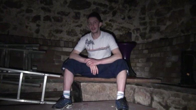 Sneaker gay: Inferior submissa ao tênis de cima dominante