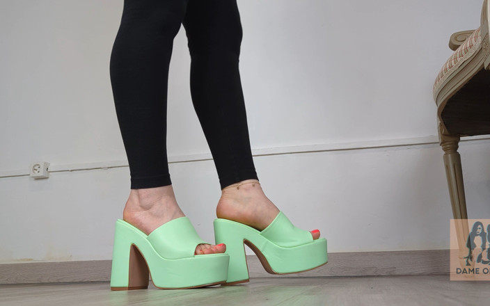 Dame Olga: (669) Kolekcja butów: Green Block Heel Mules - Dame Olga (4k)