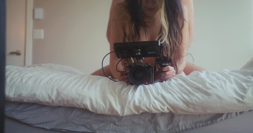 TheMindofTommy: Asiática gostosa oleada e fodida duro com uma gozada interna