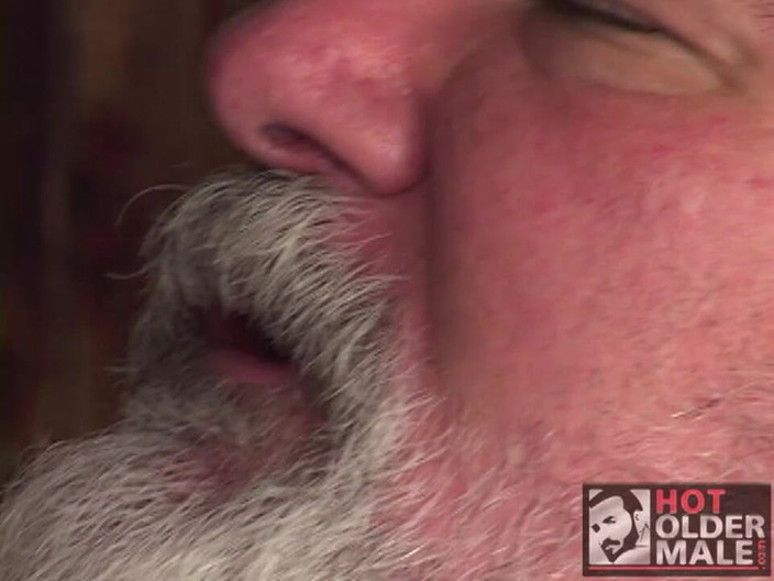 Pantheon men: Kasar &amp; Bersedia: Garaj Grunge