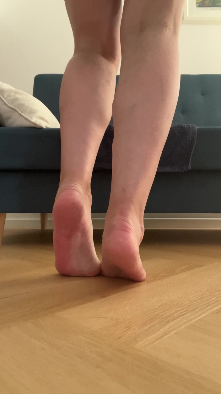 Feet: रूप