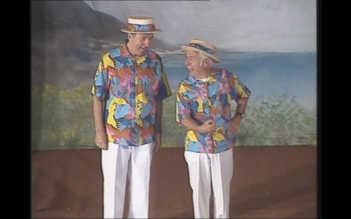 MMV films - The Original: Молодая девушка покоряется тремя большими членами, которые делают ее опыт экстремальных удовольствий полный фильм в HD