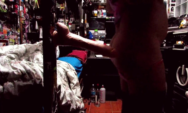 Glowfox Productions: Lil Lipe obtiene entrenamiento anal extendido