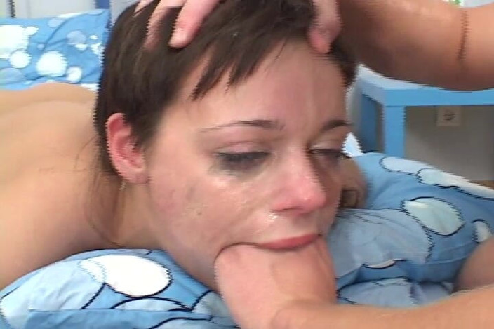 Nikky Thorne's Teen Club: Cute Teen Fucked for the First Time - Bic_327