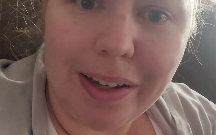 KinkyKatie: Telefonumda yeterince yer yok