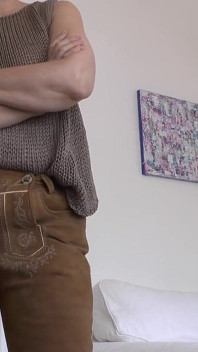 Bavaria Lederhosen: menghidu pantat dan memancut mani pada pantat saya! Lady Victoria Valente