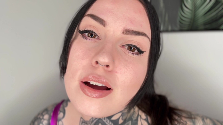 Miss Valentina: Mesmerise contatto visivo