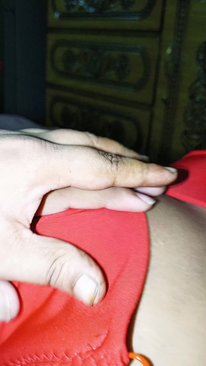 NAZMA: Laat zo'n vrouw in Bangladesh achter en haar man is...
