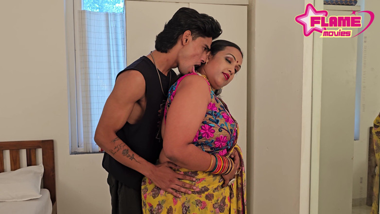 DesiHeat Studio: Bindu Bhabhi desi fa sesso con il nuovo ragazzo audio...