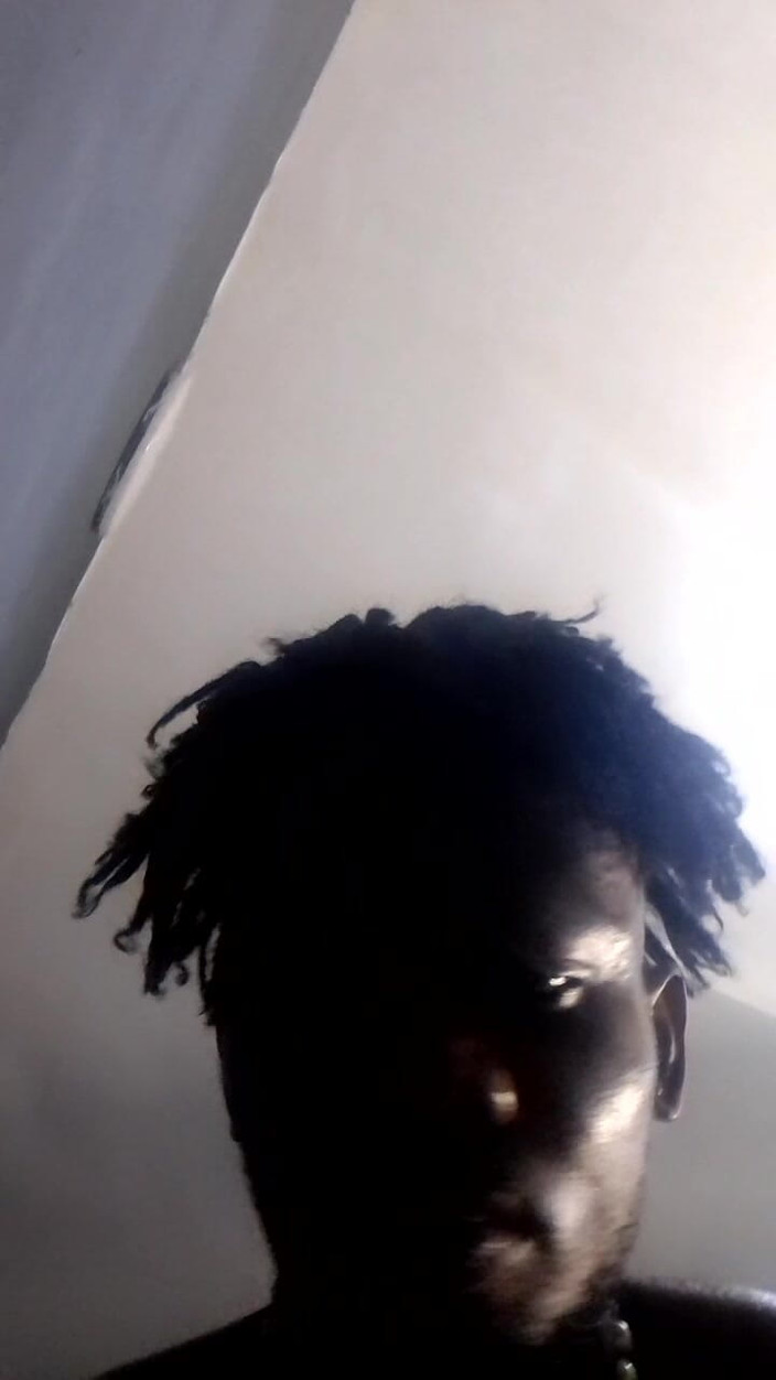 That's_black: Der Junge Ohne Haus Hat Keine Wahl