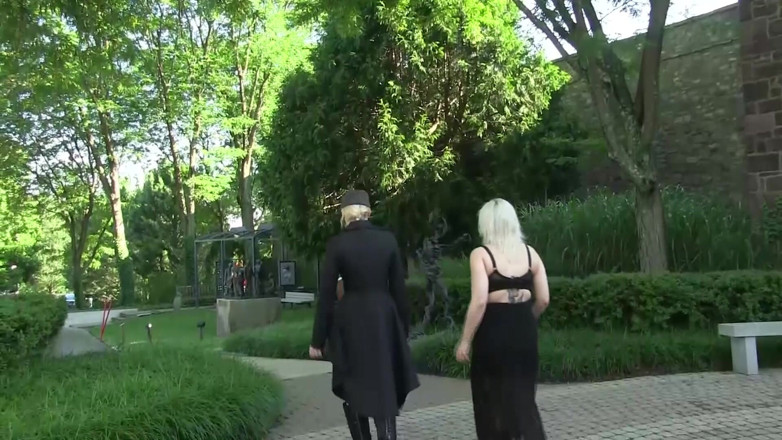 Punished Brats Spanking: Un dans mai întunecat: primul blush