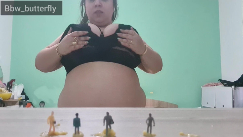 LoraBbw: Giantess Strip Clubno Version