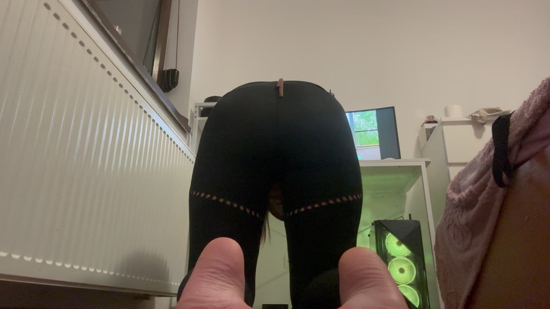 NipsAndStrips: Pruttar medan du sträcker del 2