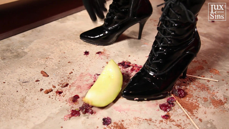 LUXurious Sins: Verbotene früchte teil 1 mit madlen pain und miss lizz