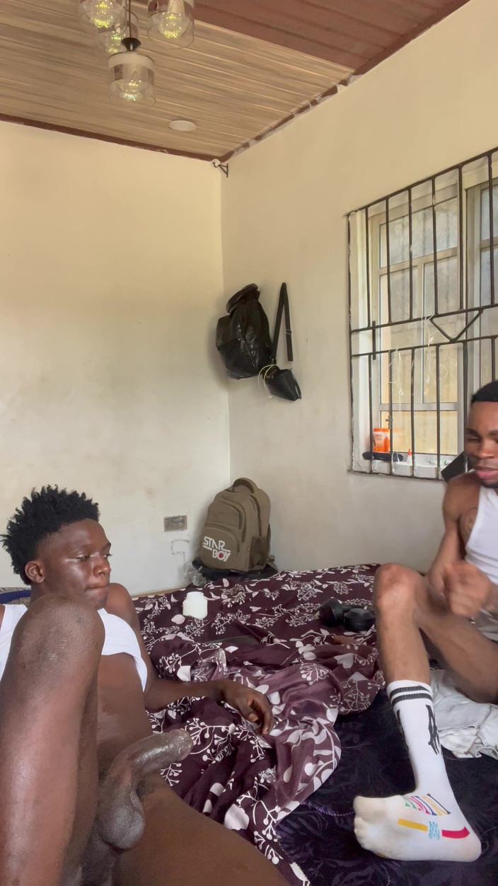 Dickofpolicy: Bisessuali latini e neri!