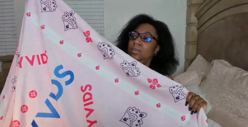 Josie4yourpleasure: Stream začal na 31.12.2021 02:25 Hai