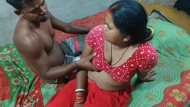 Raju Raju: Fodida jovem tia nua