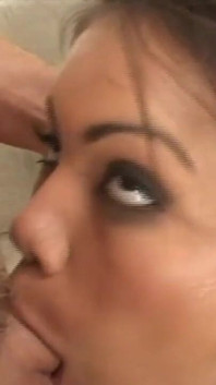 Double Penetration Bareback for This Girl Bitch Used by 2 Big Dicks Boys and Anal Destroy