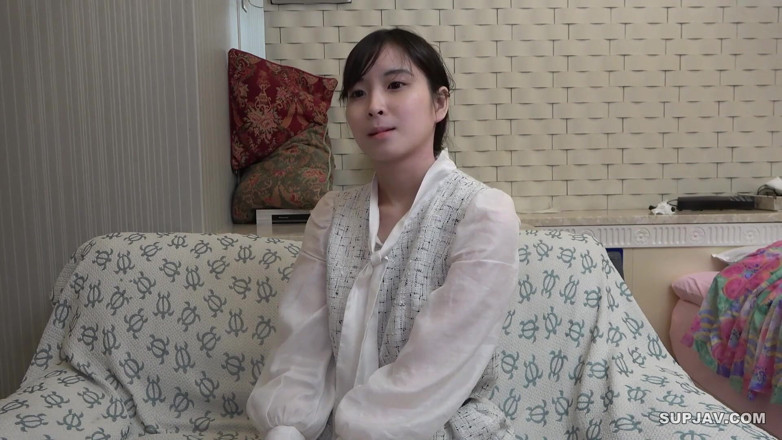 Asian cutie: 흑인 대물 자지에게 따먹히는 아시아 소녀