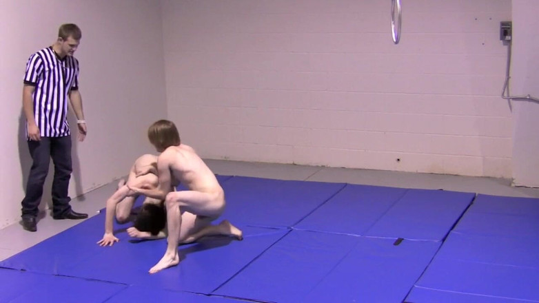 Dream Boy Bondage: Strip wrestling - Capitolo 2