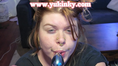 yukinky: Ass dara, saya sedang berlatih untuk zakar besar bekas saya