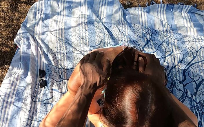 Gemma Stone: Olgun ev hanımı bakış açısıyla büyük zenci yarağı tarafından dışarıda...