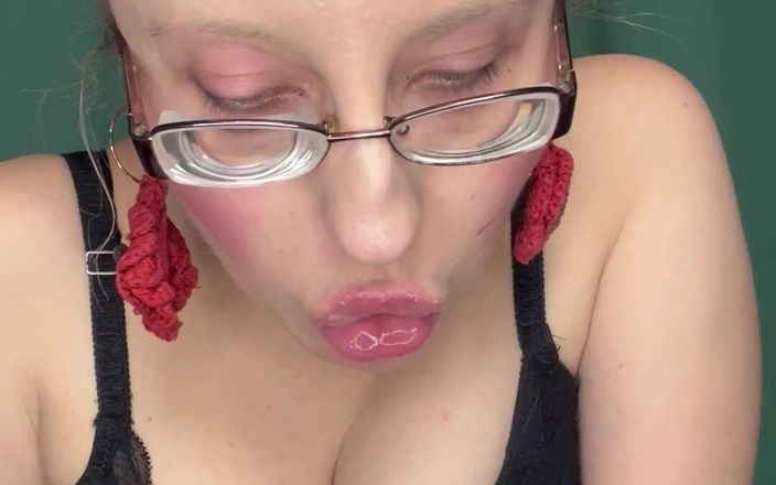 FinDom Goaldigger: Bubble Gum plus gros dans de gros lunettes, partie 3, #glasses #eyeglasses #bubblegum