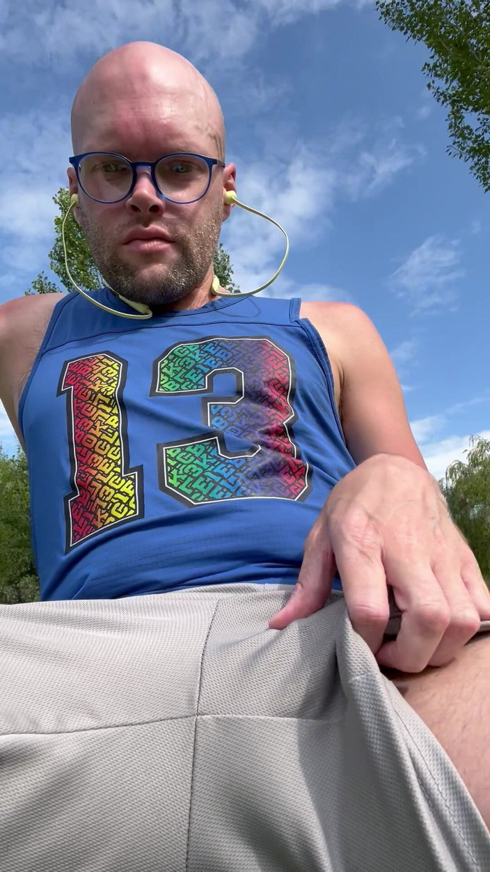 Buggiesmugglr: Was Im Park Passiert, Bleibt Im Park, Shh