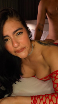 Regardez comment ma copine nymphomane me fait jouir pour la cinquième fois ce jour-là - Danner Mendez et Iris Rodrigue