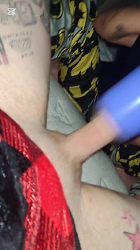 Tato panenka kundička znemožňuje držet ji v