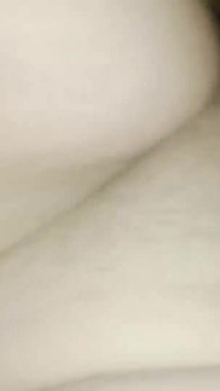 Dasi Adik tiri persediaan dengan abang tiri berkongkek sangat panas pada seksi