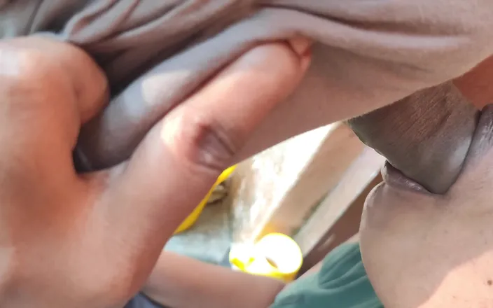 Realmallucouplevlog: I Enjoyed with Boy Outside Blowjob It's a Nice Experience...