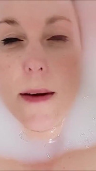 Kommst Du Mit Mir Baden?